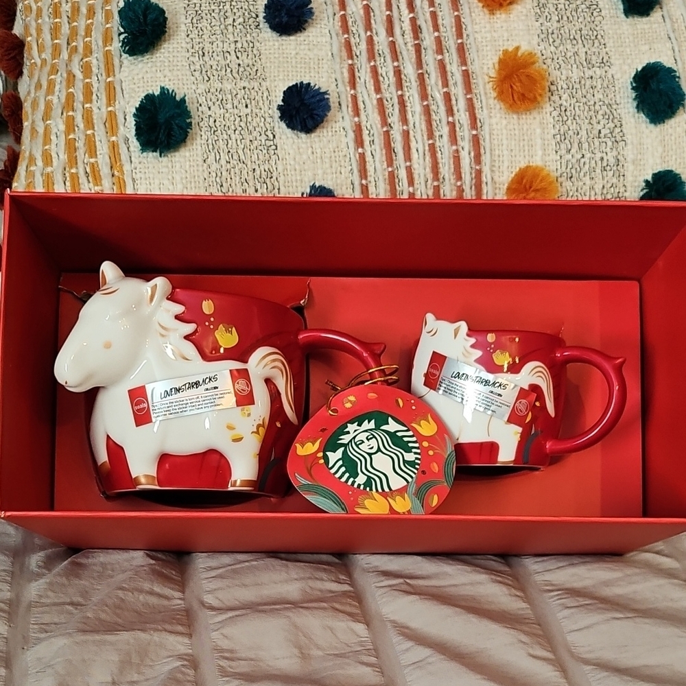 Starbucks Red and White Horse Mug Gift Set 2026 New Year Of The Horse